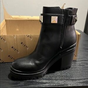 Mix No. 6 Mariana Bootie - Black Heeled Boots with Chunky Heel